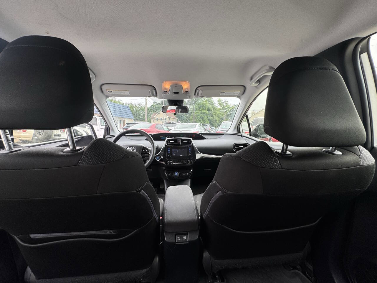 Used 2019 Toyota Prius LE AWD/4WD image 61