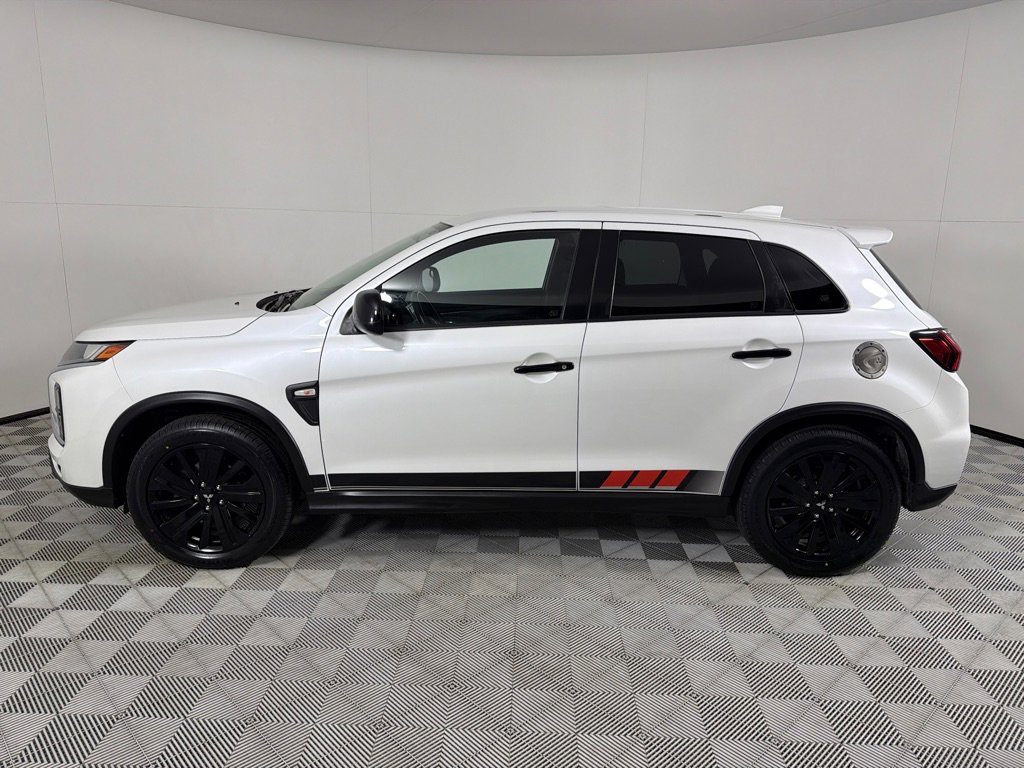 Used 2020 Mitsubishi Outlander Sport Black Edition image 7