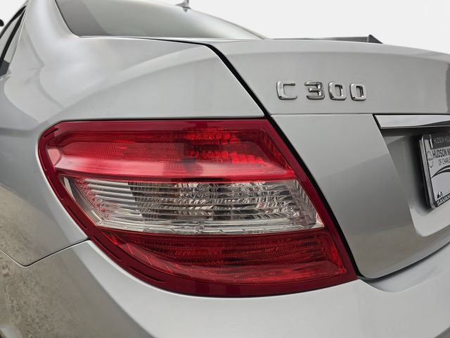 Used 2009 Mercedes-Benz C 300 Sedan image 33