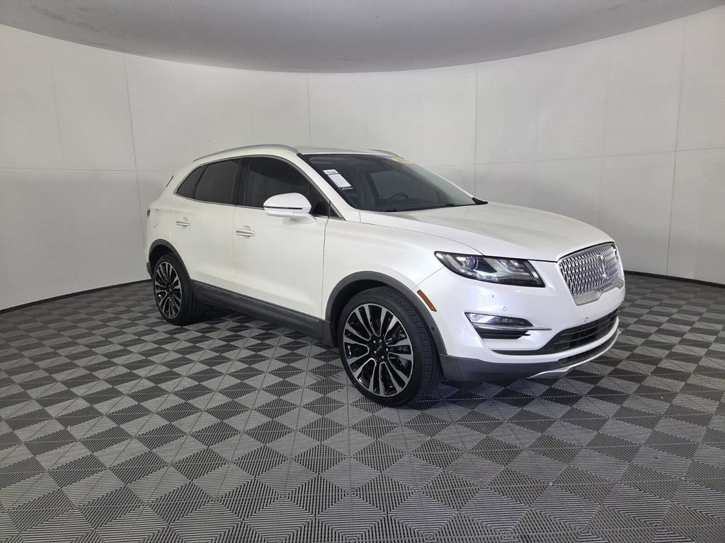 Used 2019 Lincoln MKC Reserve AWD/4WD image 3