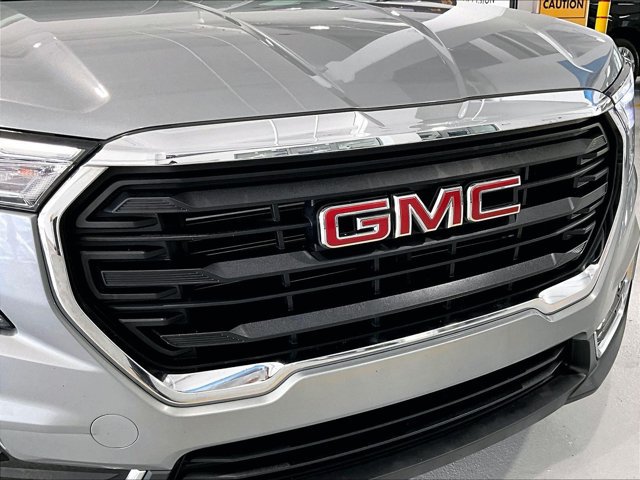 Used 2023 GMC Terrain SLE FWD image 30