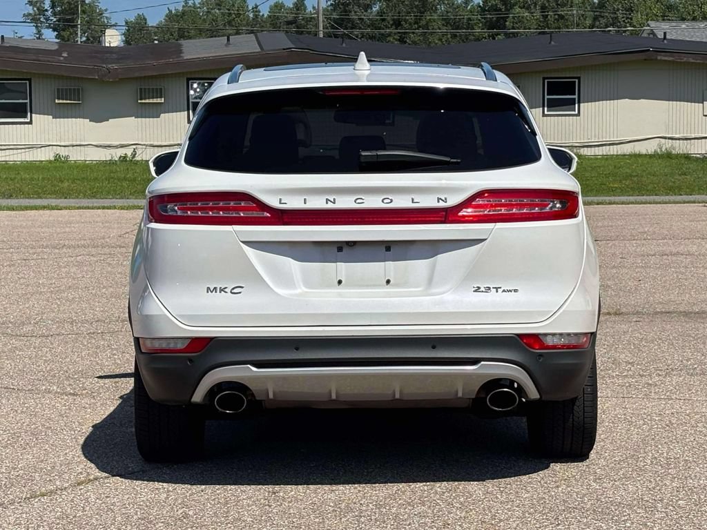 Used 2017 Lincoln MKC Select w/ Select Plus Package AWD/4WD image 32