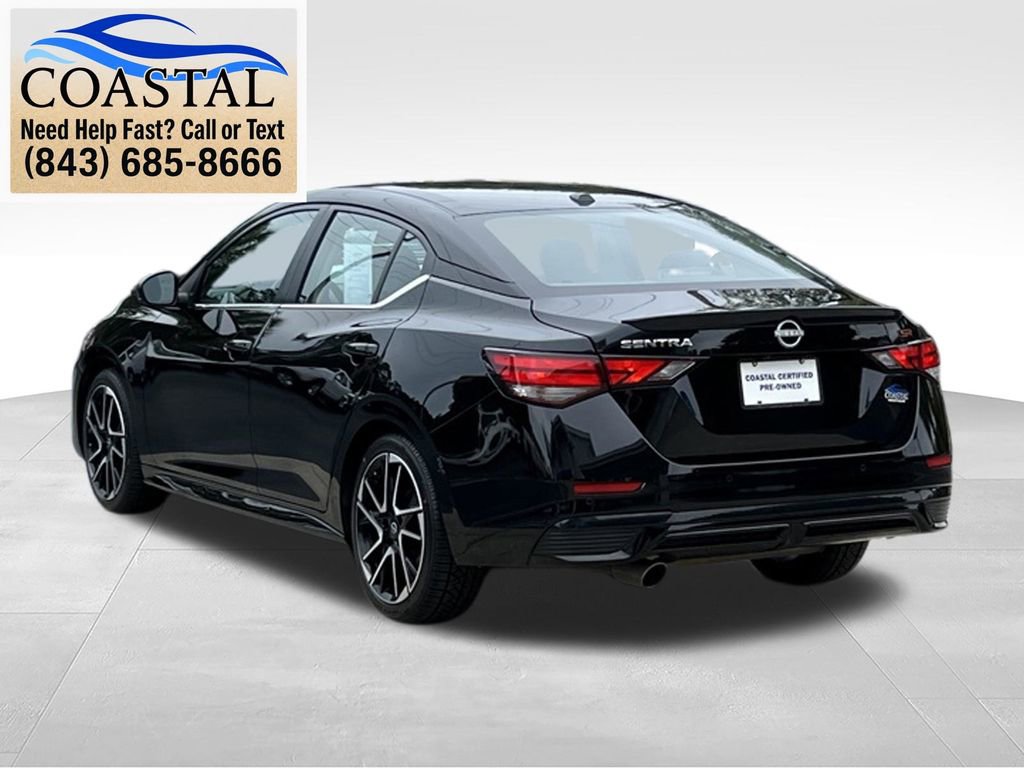 Certified 2025 Nissan Sentra SR FWD image 13