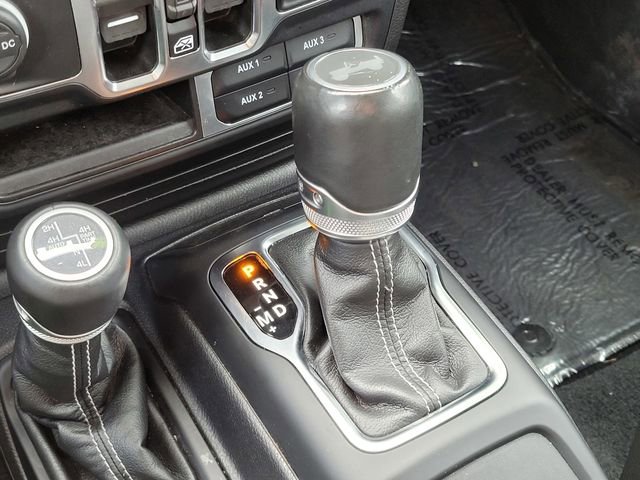 Used 2023 Jeep Wrangler Unlimited Sahara image 21