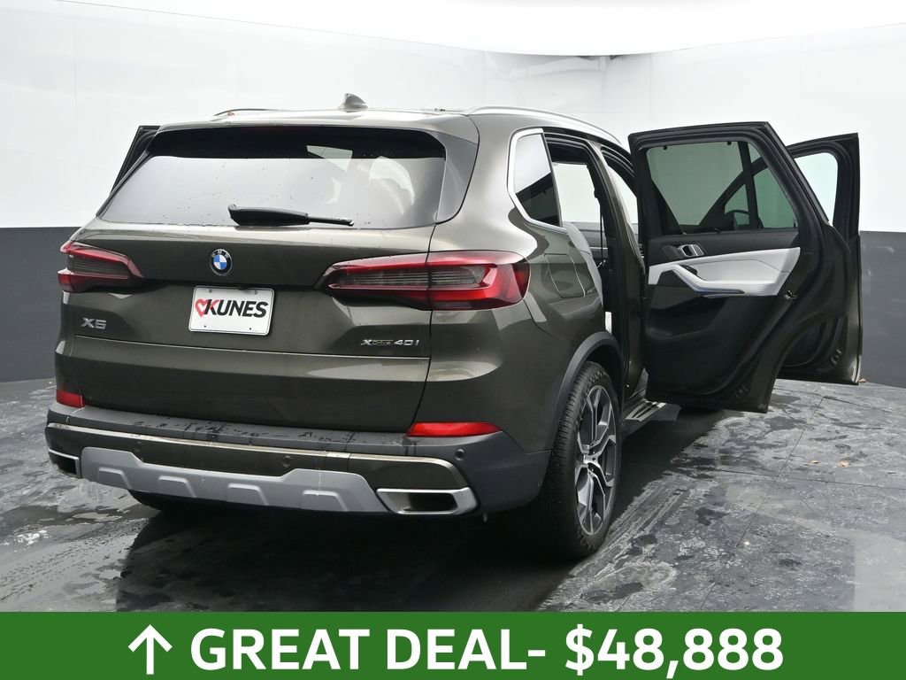Used 2023 BMW X5 xDrive40i w/ Premium Package image 56