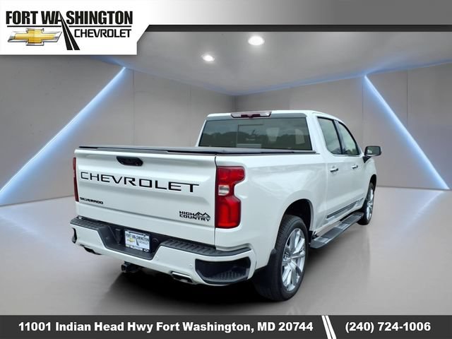 Used 2023 Chevrolet Silverado 1500 High Country w/ High Country Premium Package AWD/4WD image 3