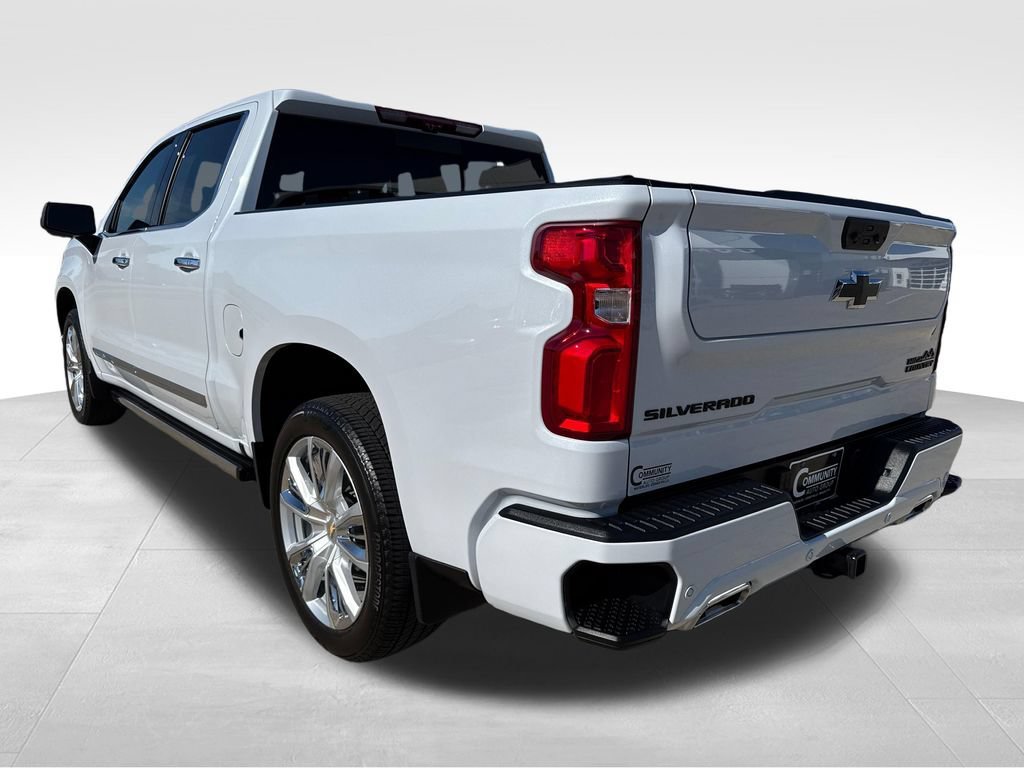 Certified 2026 Chevrolet Silverado 1500 High Country AWD/4WD image 4