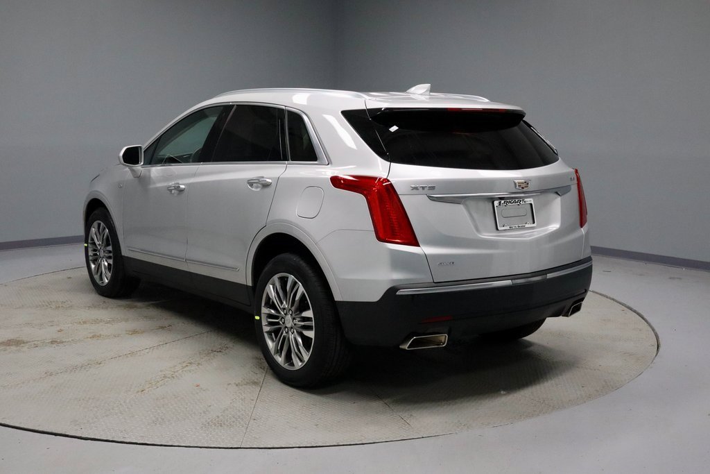 Used 2017 Cadillac XT5 Premium Luxury w/ LPO, Wheel Lock Package image 10