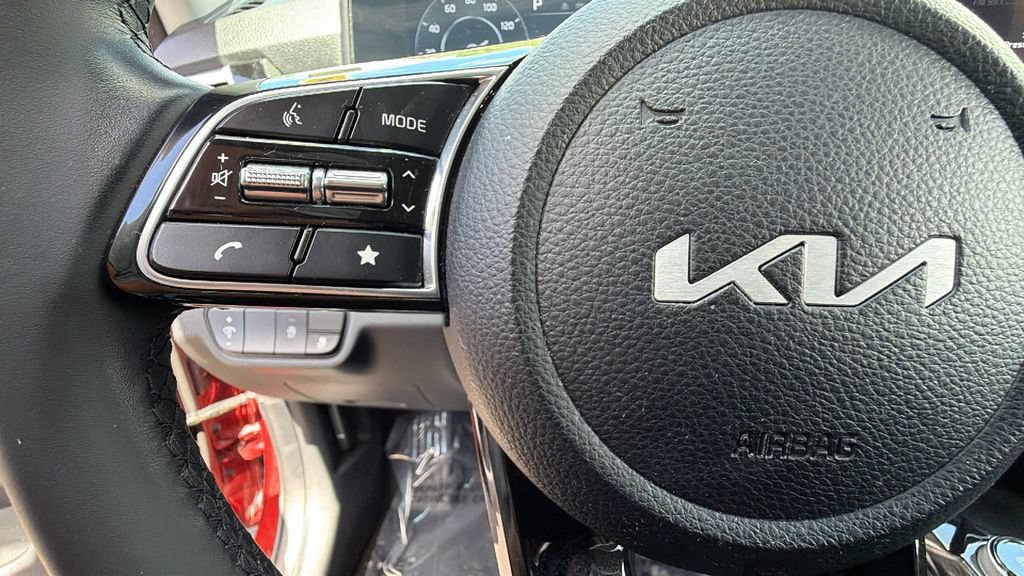 Used 2024 Kia Seltos S AWD/4WD image 19