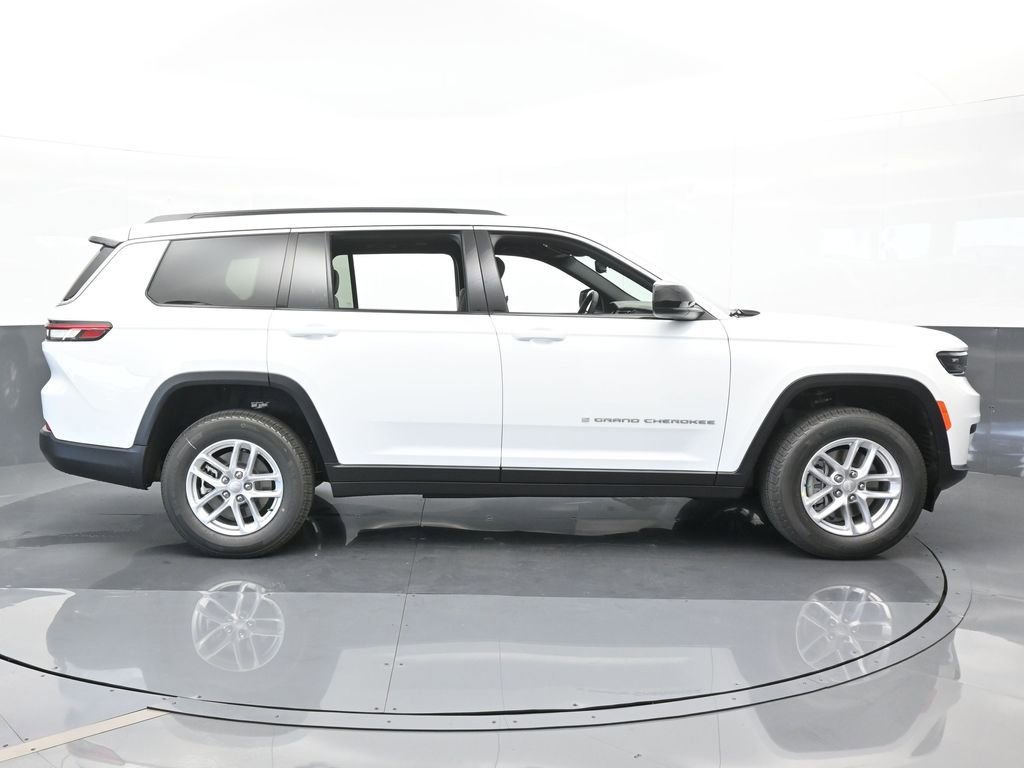 Used 2024 Jeep Grand Cherokee L Laredo w/ Luxury Tech Group I image 7