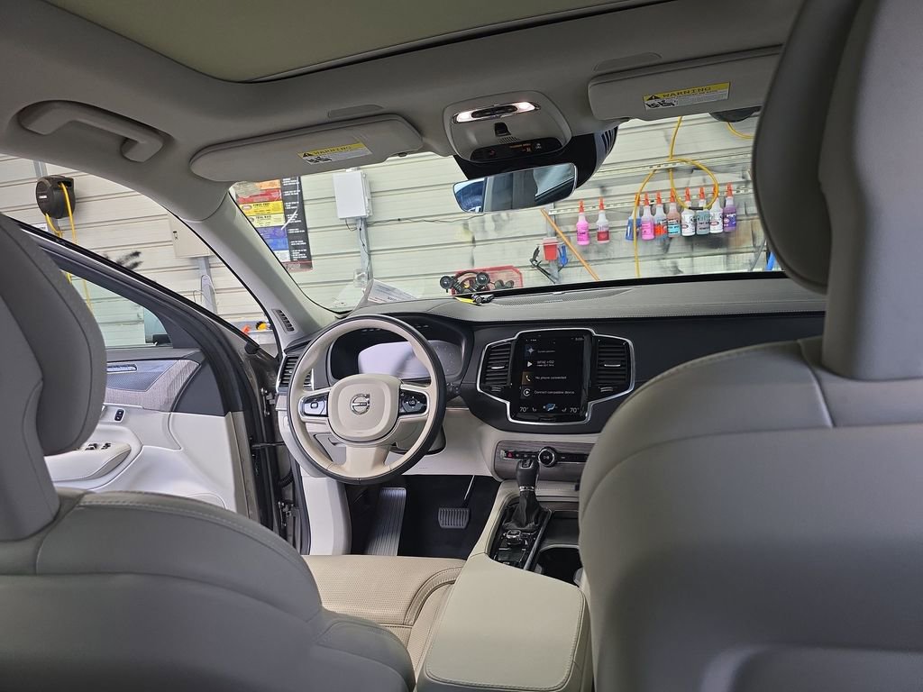 Used 2022 Volvo XC90 T6 Inscription w/ Advanced Package image 22