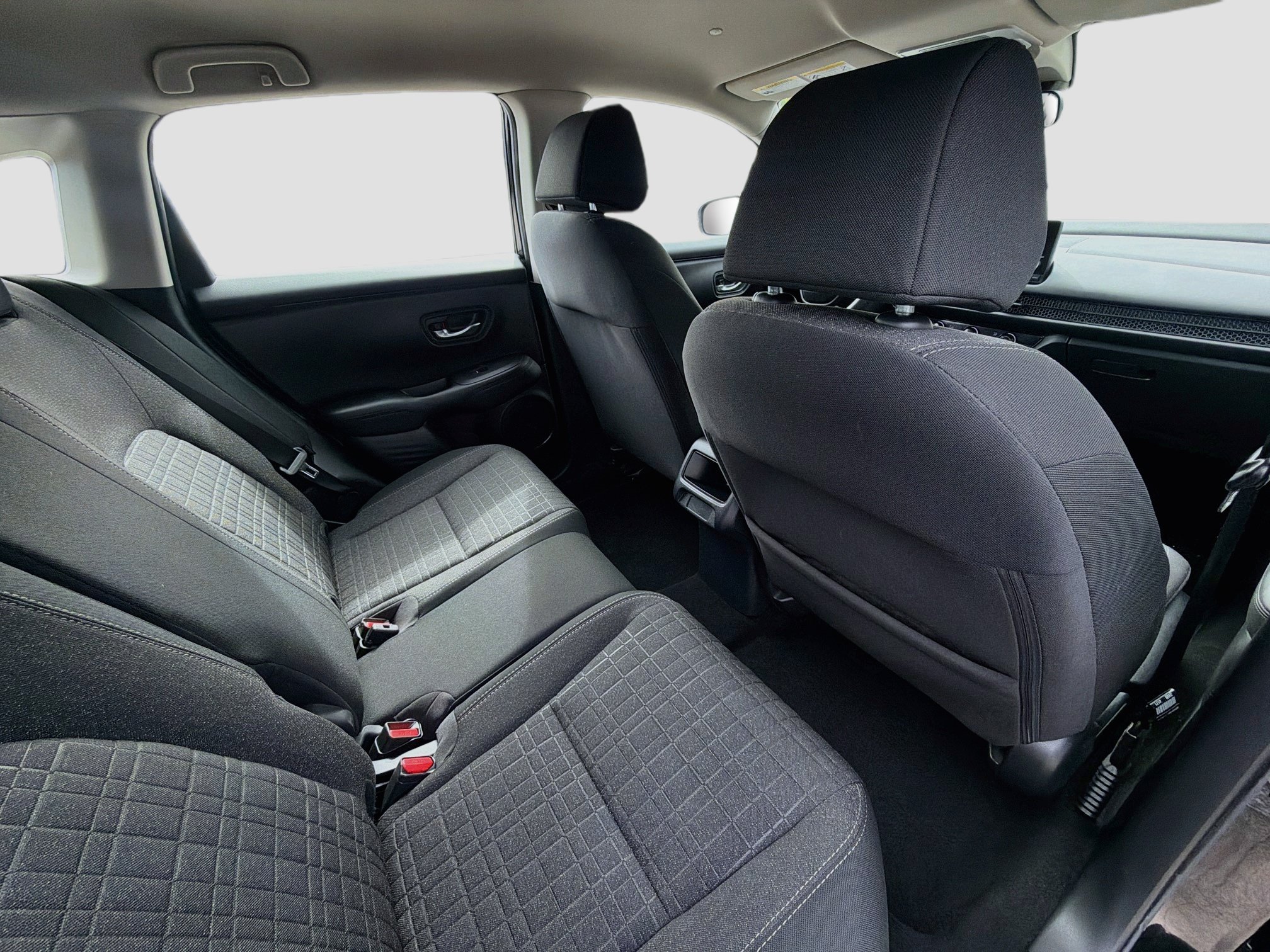 Used 2025 Honda HR-V LX image 29