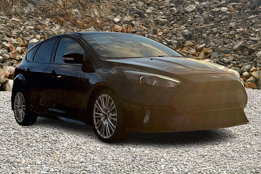 Used 2017 Ford Focus RS image 10