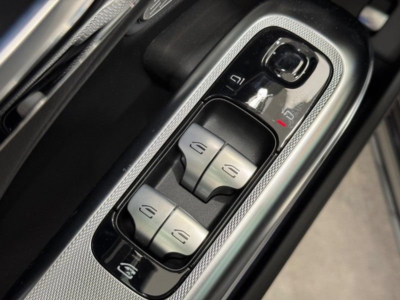 New 2026 Mercedes-Benz E 350 4MATIC Sedan image 15