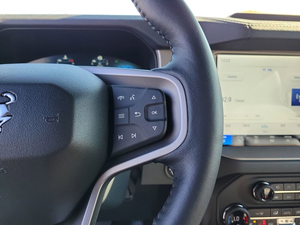 New 2025 Ford Bronco Outer Banks image 24