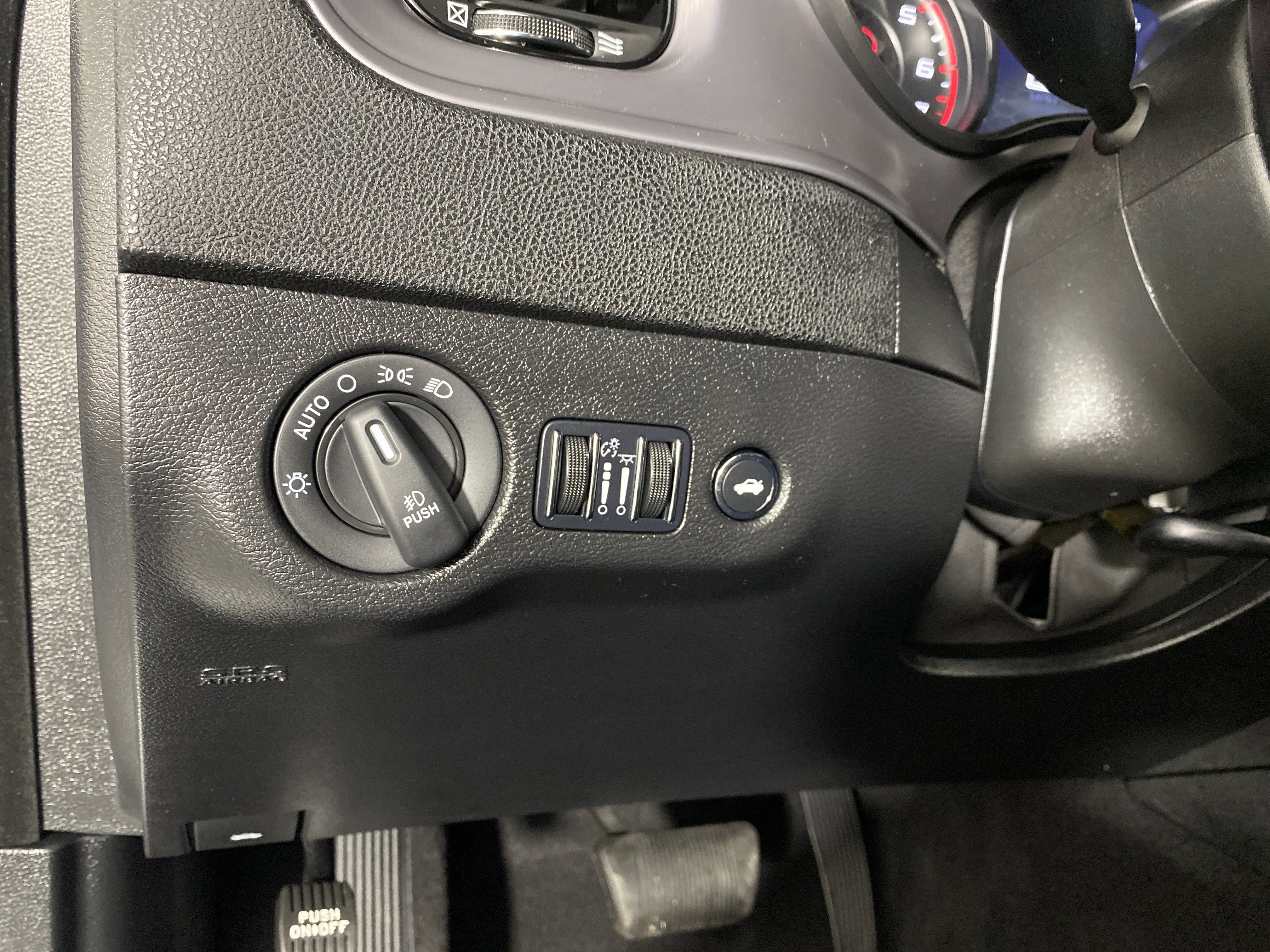 Used 2023 Dodge Charger SXT w/ Blacktop Package image 35