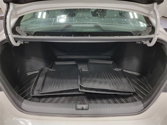 Used 2024 Honda Accord EX-L image 37