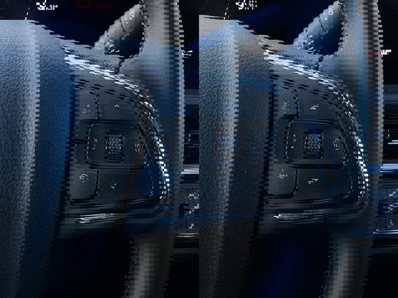 Used 2025 Buick Envista Sport Touring image 34