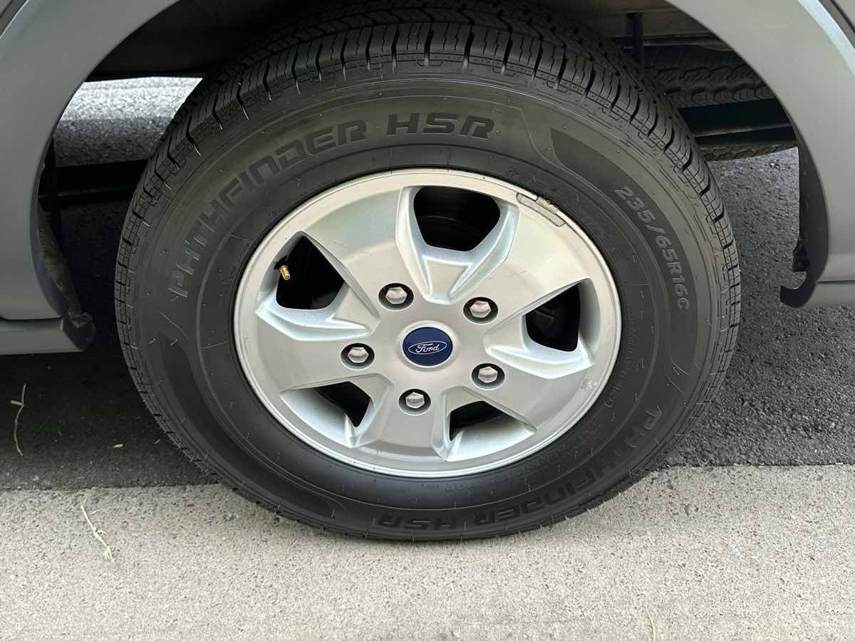 Used 2017 Ford Transit 350 XLT RWD image 48