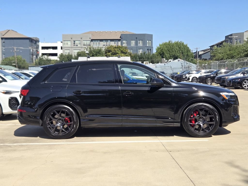 New 2026 Audi SQ7 Prestige AWD/4WD image 7
