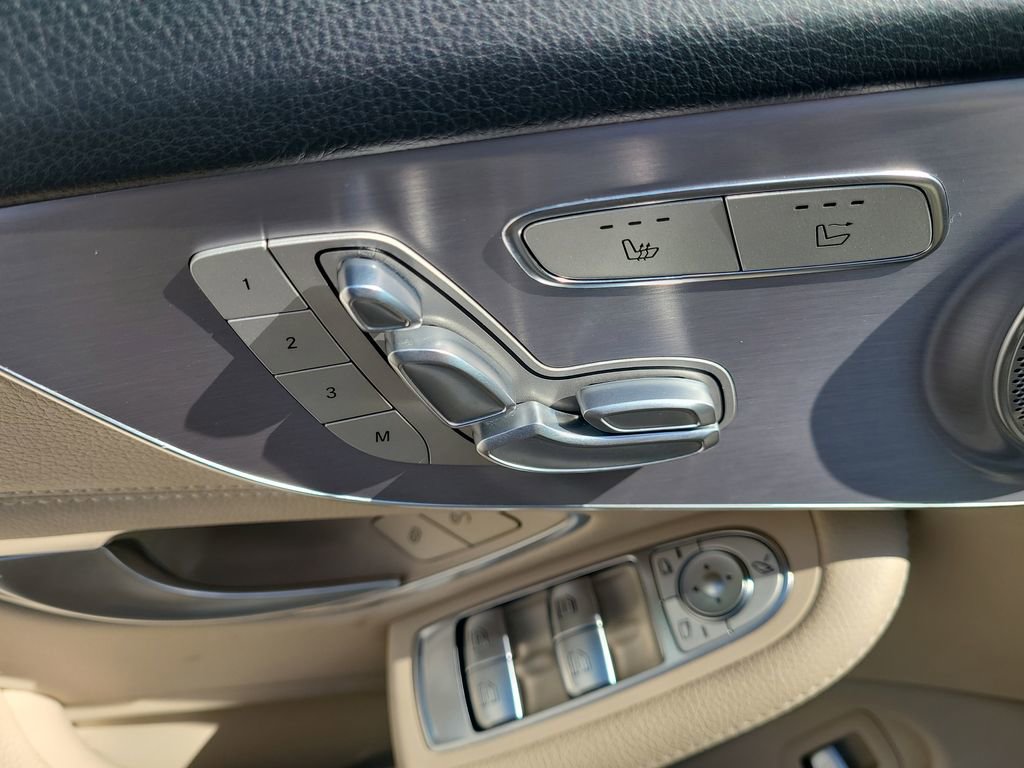 Used 2021 Mercedes-Benz C 300 Cabriolet image 22