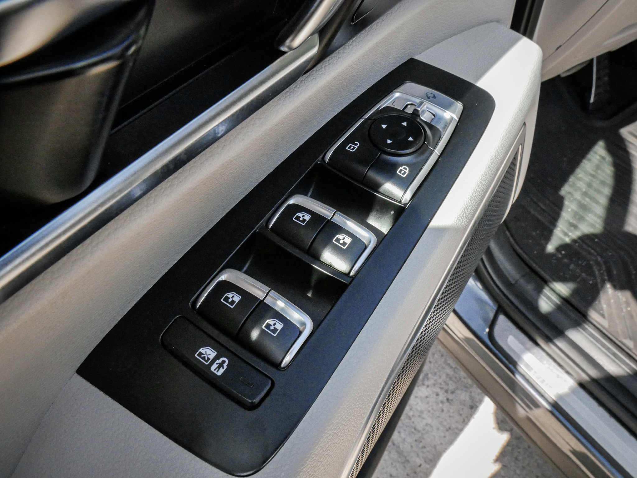 Used 2024 Kia Telluride SX Prestige image 15