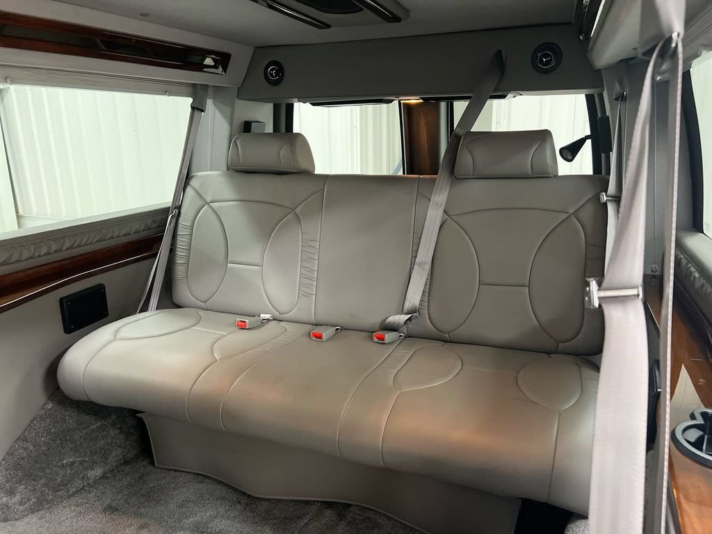 Used 2014 GMC Savana 1500 RWD image 22