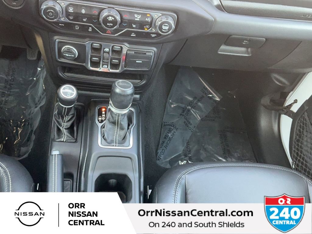 Used 2020 Jeep Gladiator Overland w/ Cold Weather Group image 24