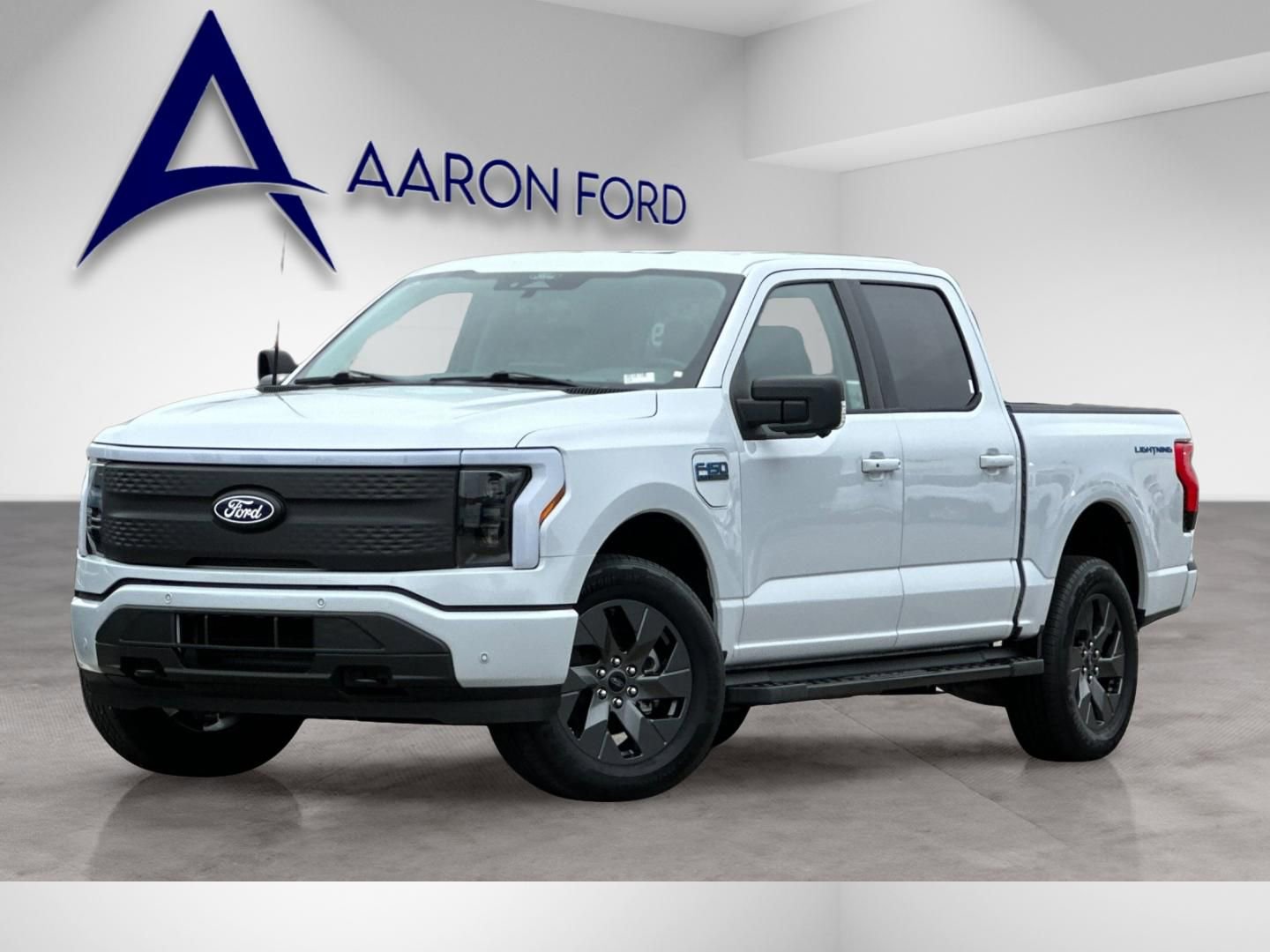 Used 2025 Ford F150 Lightning Flash AWD/4WD image 2