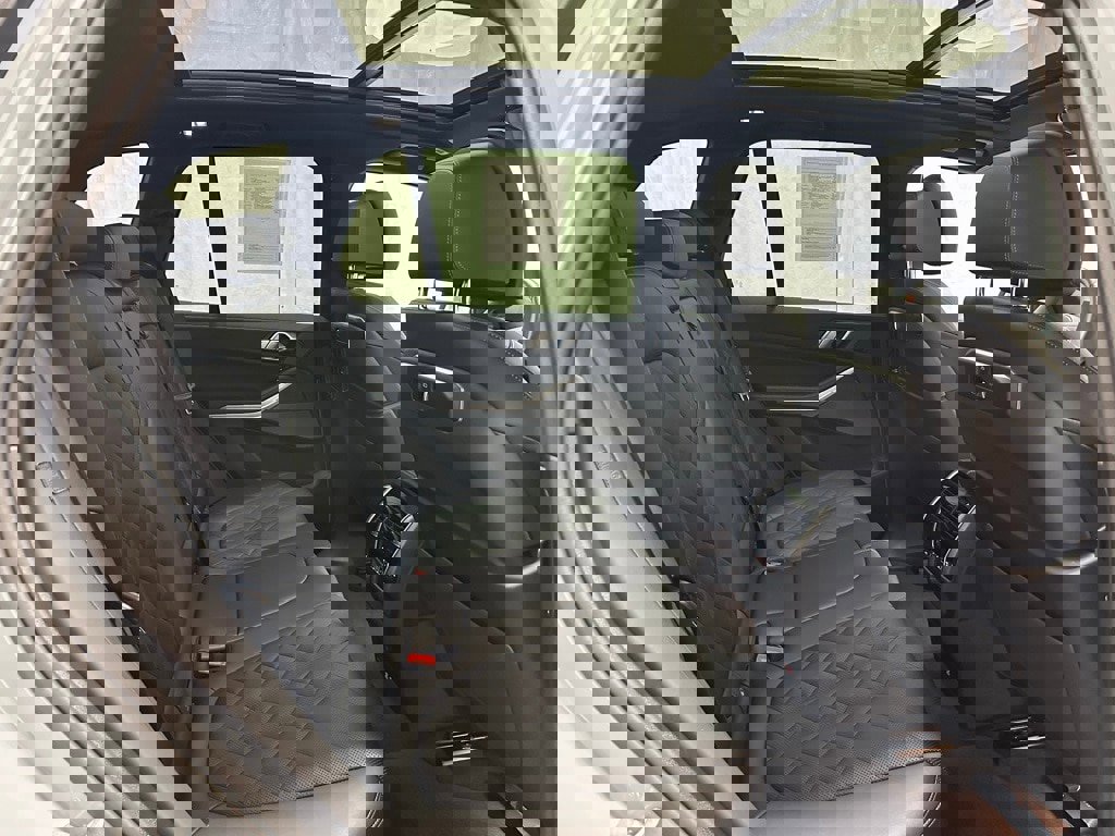 Used 2026 BMW X5 xDrive50e image 53