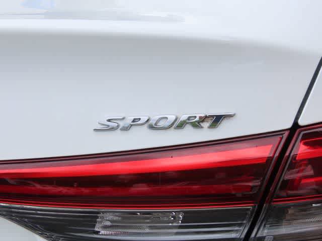 Used 2023 Honda Civic Sport image 9