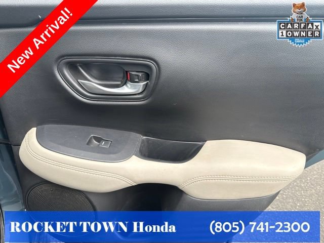 Used 2025 Honda HR-V LX image 11