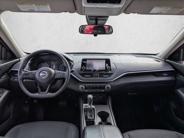 Used 2023 Nissan Altima 2.5 S FWD image 18