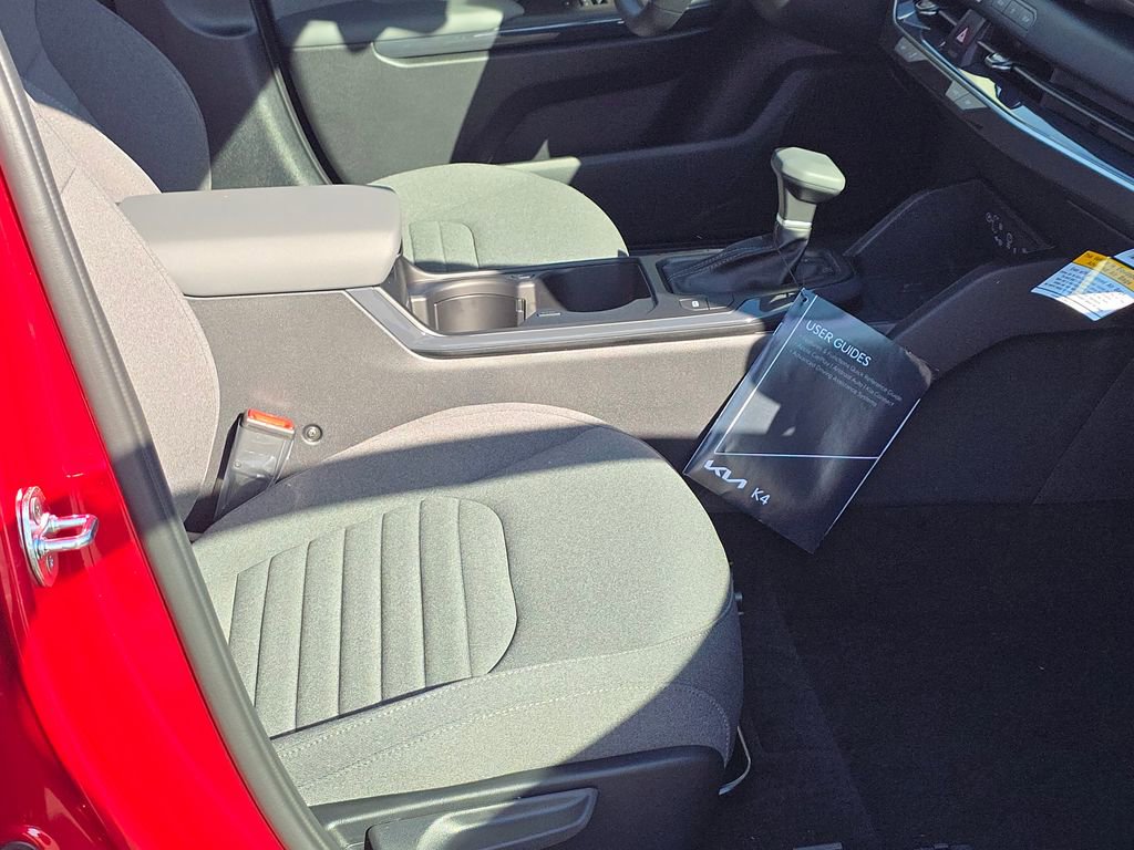 New 2025 Kia K4 EX image 24