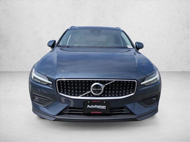 New 2026 Volvo V60 B5 Cross Country Ultra w/ Climate Package AWD/4WD image 5
