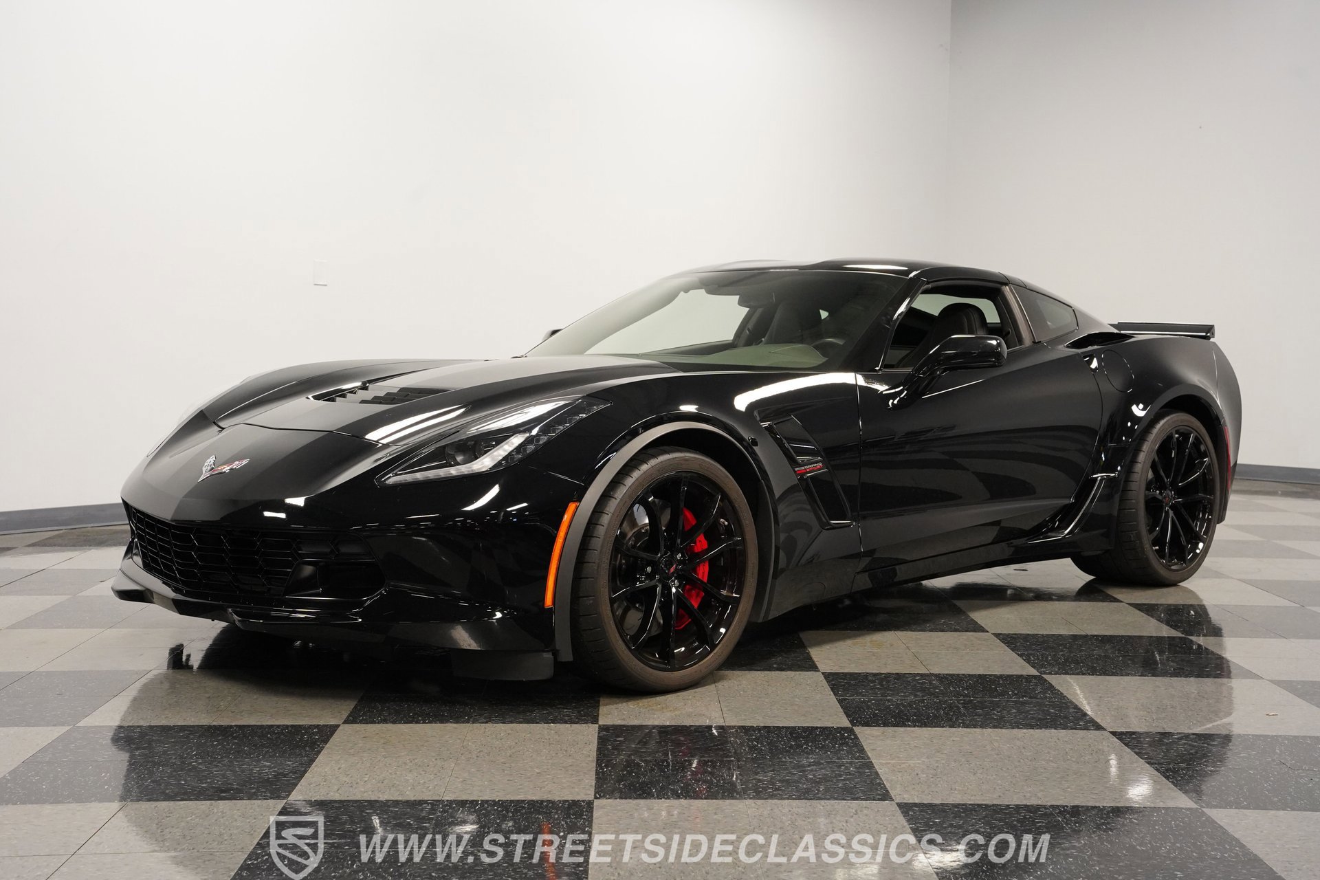 Used 2019 Chevrolet Corvette Grand Sport w/ Battery Protection Package image 5