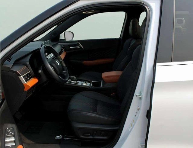 Used 2024 Mitsubishi Outlander SEL image 27