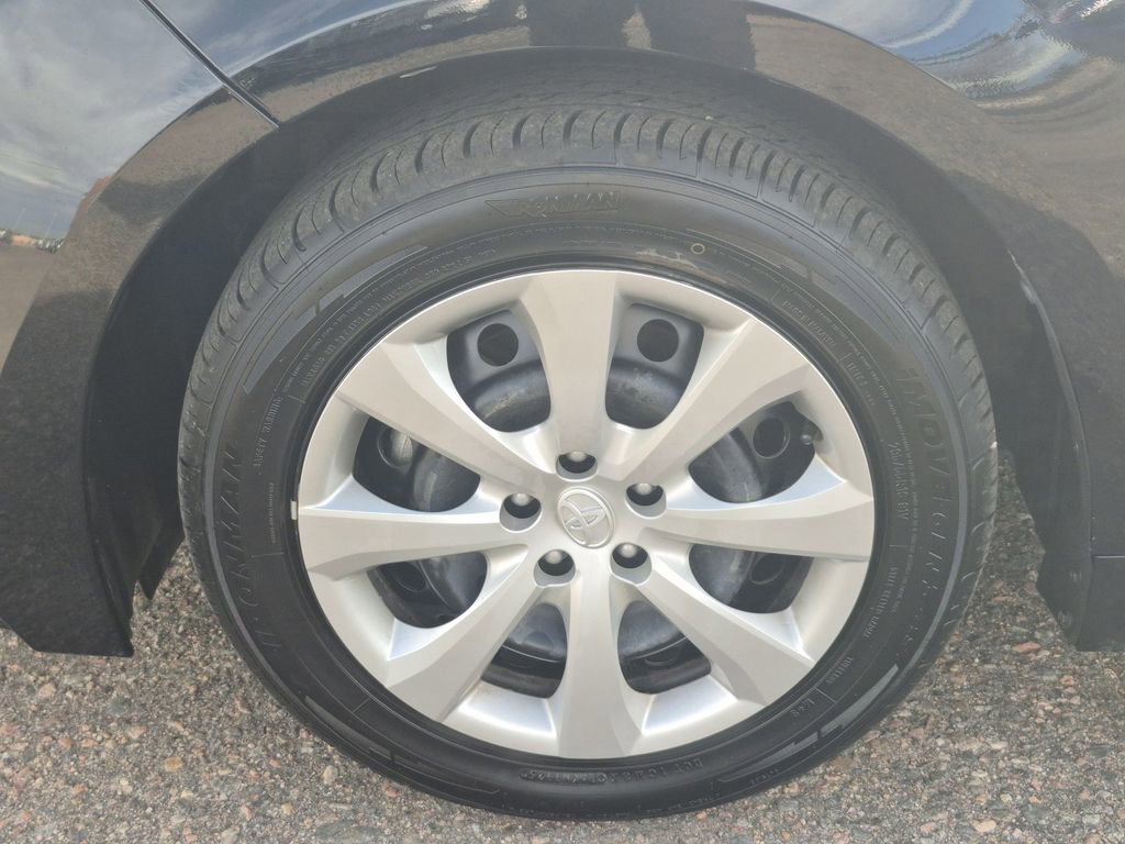 Used 2024 Toyota Corolla LE image 18