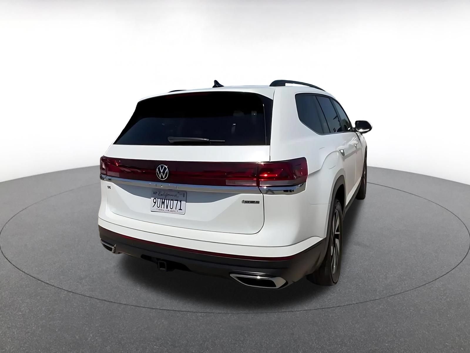 Used 2026 Volkswagen Atlas SE AWD/4WD image 14
