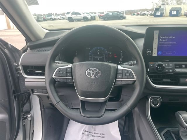 Certified 2025 Toyota Grand Highlander AWD image 14
