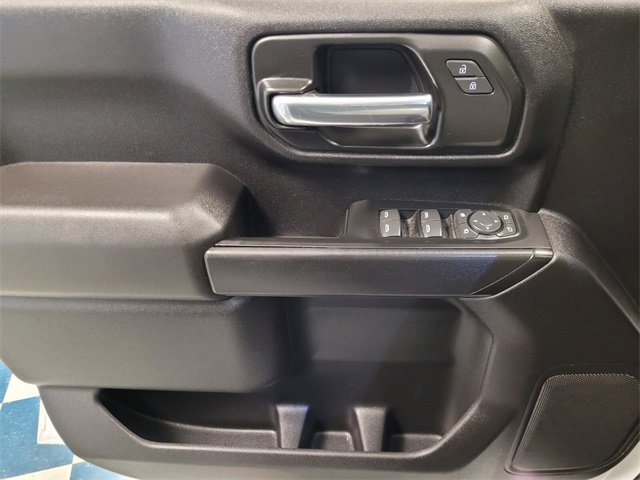 Used 2025 Chevrolet Silverado 2500 Custom w/ Custom Value Package image 27