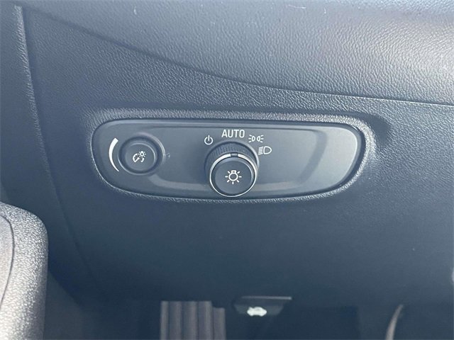 Used 2018 Chevrolet Equinox LT image 26