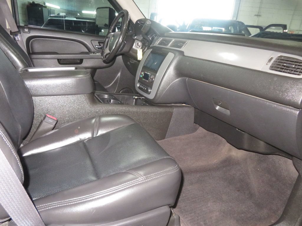 Used 2014 Chevrolet Silverado 2500 LTZ w/ LTZ Plus Package AWD/4WD image 38