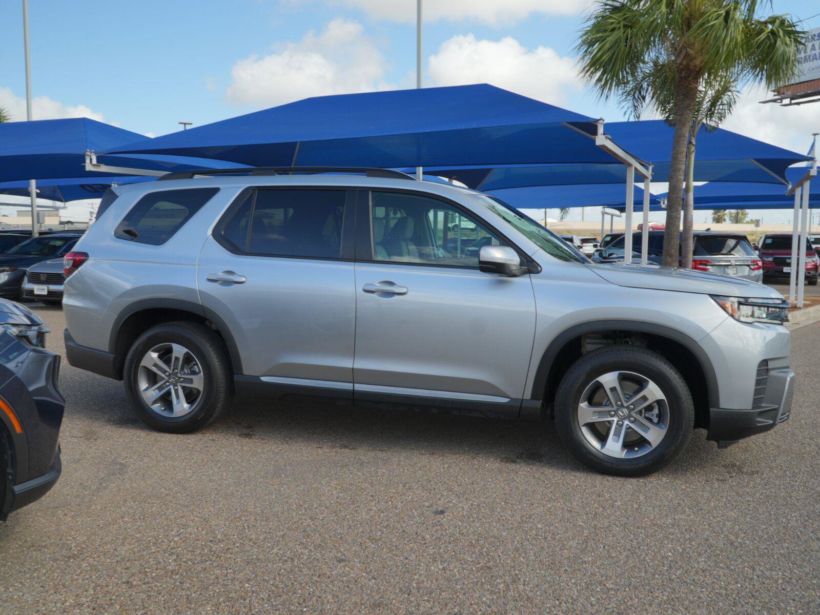 Certified 2026 Honda Pilot EX-L image 9