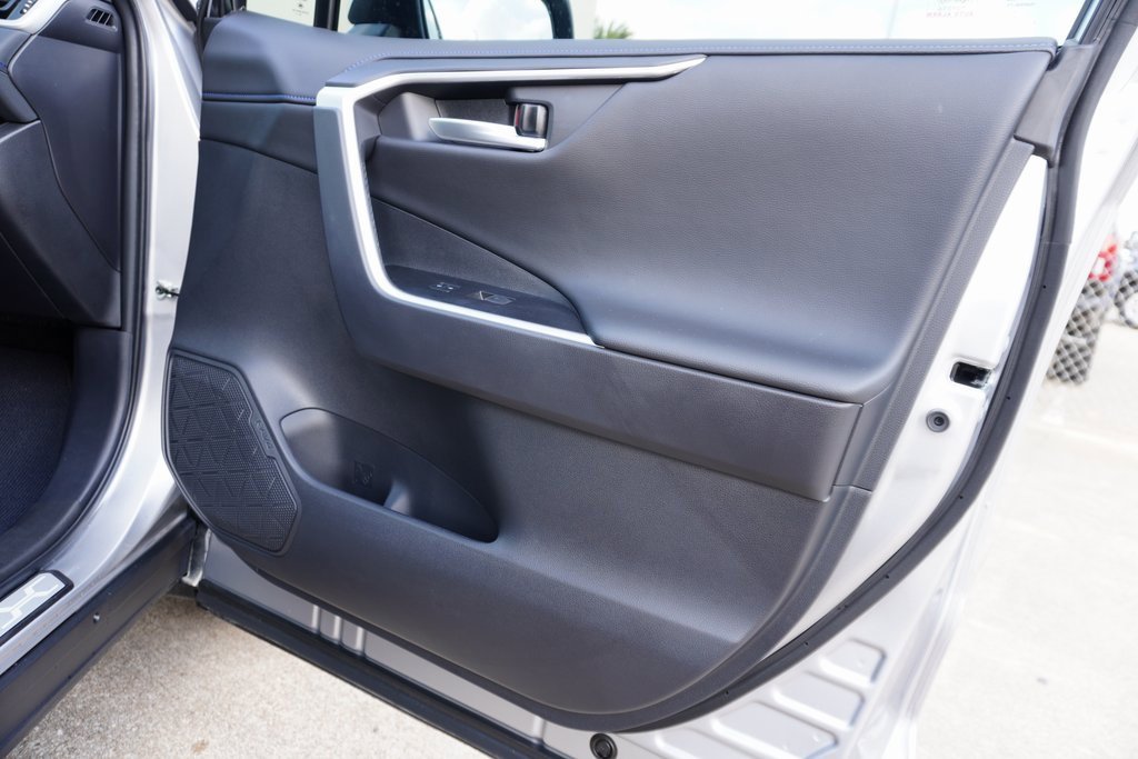 Used 2025 Toyota RAV4 XSE image 24