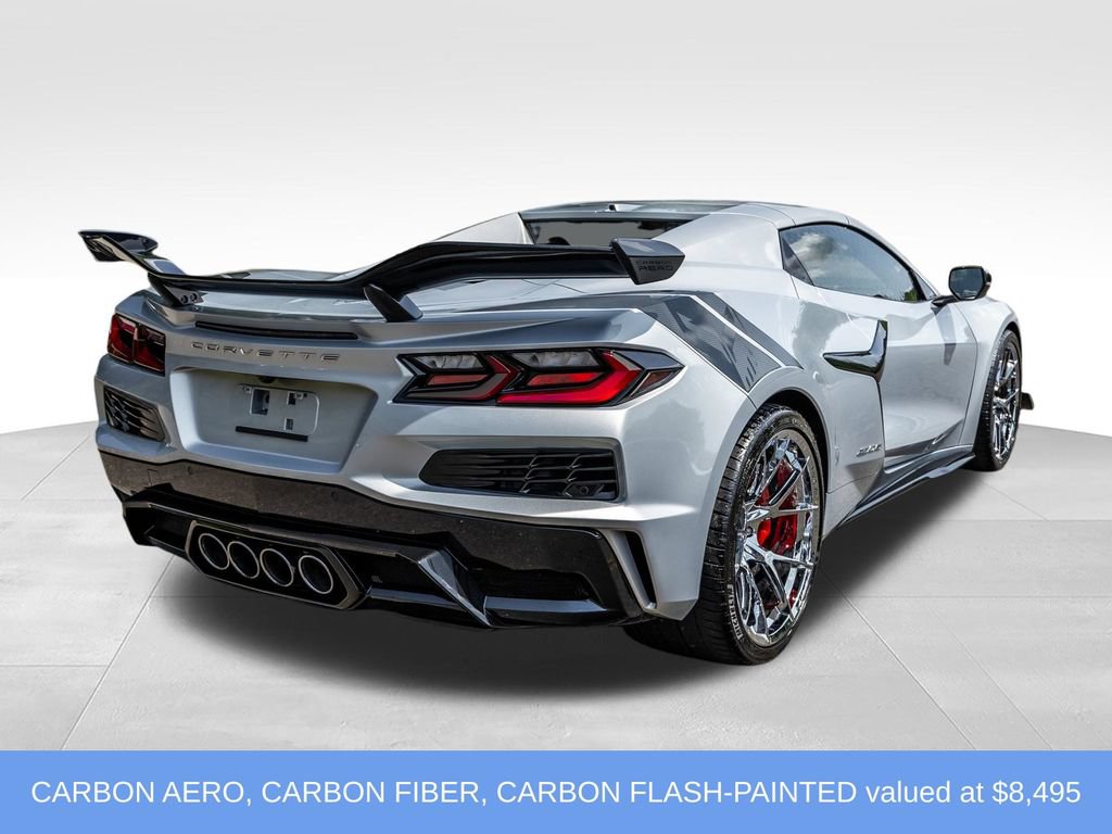 Used 2023 Chevrolet Corvette Z06 w/ Z07 Performance Package RWD image 6
