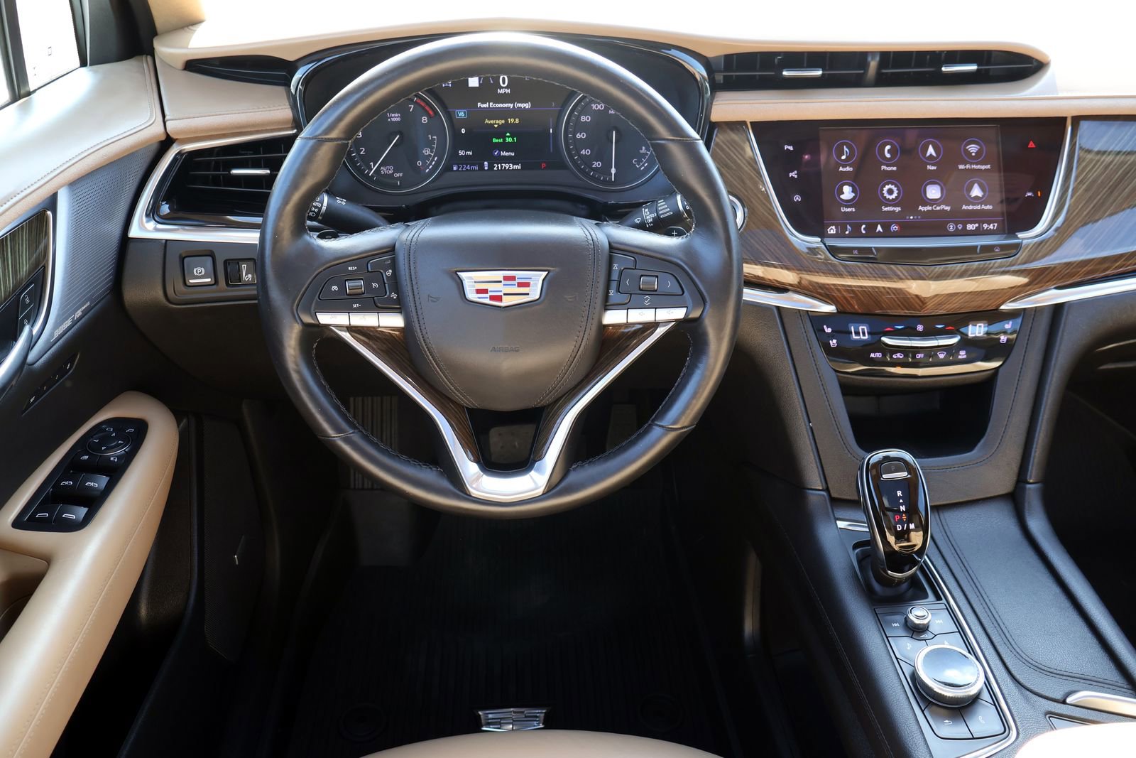 Used 2022 Cadillac XT6 Premium Luxury w/ Platinum Package image 18
