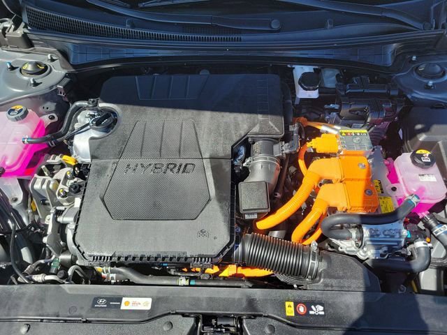 Certified 2025 Hyundai Elantra SEL image 27