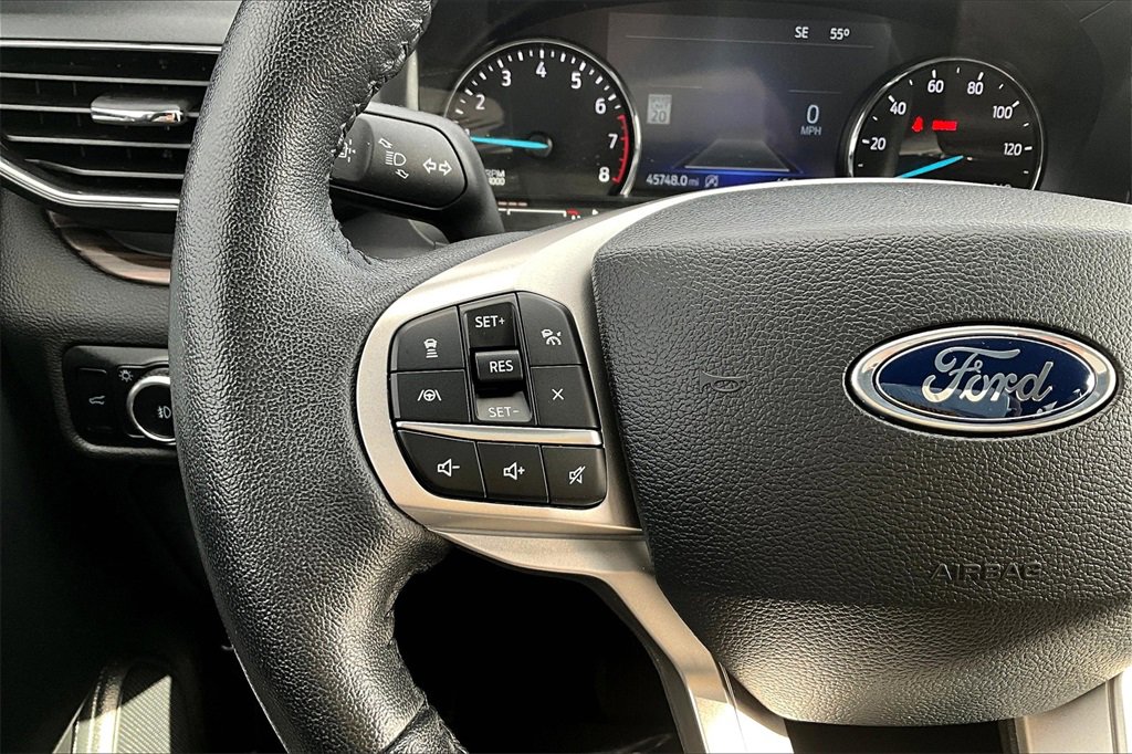 Used 2024 Ford Explorer Limited image 18