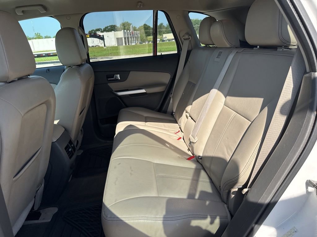 Used 2013 Ford Edge SEL image 19
